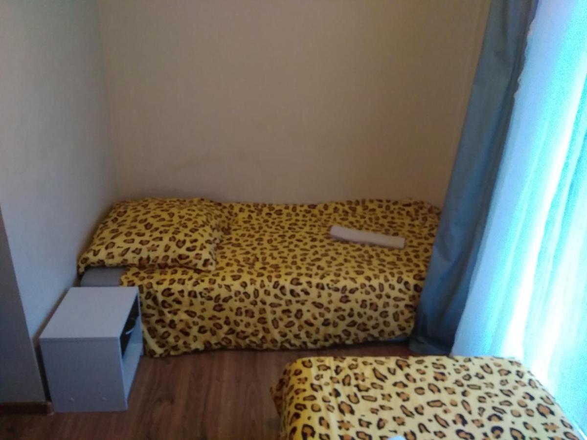 Ceramika Boleslawiec - Pensjonat Bagian luar foto